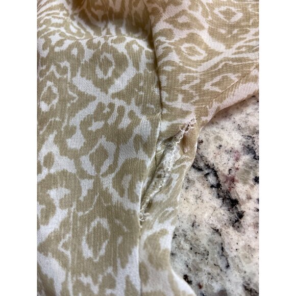 Chicos Blouse Womens Size 2 Large Tan Lace Shoulders Back 3/4 Sleeve Lagenlook - Picture 4 of 5